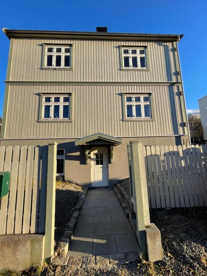 Daltind - Modern Apartment With Free Parking Narvik Extérieur photo